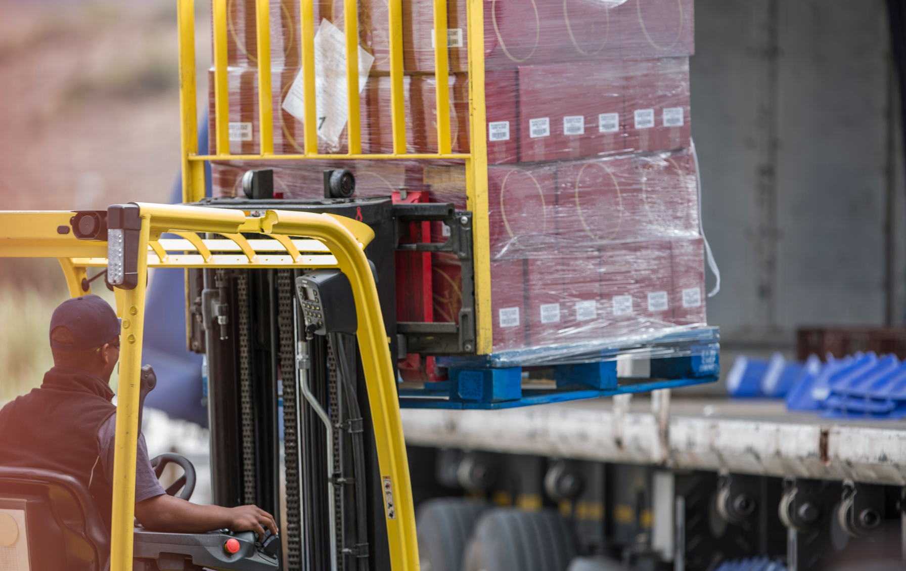 Loading products onto a trailer